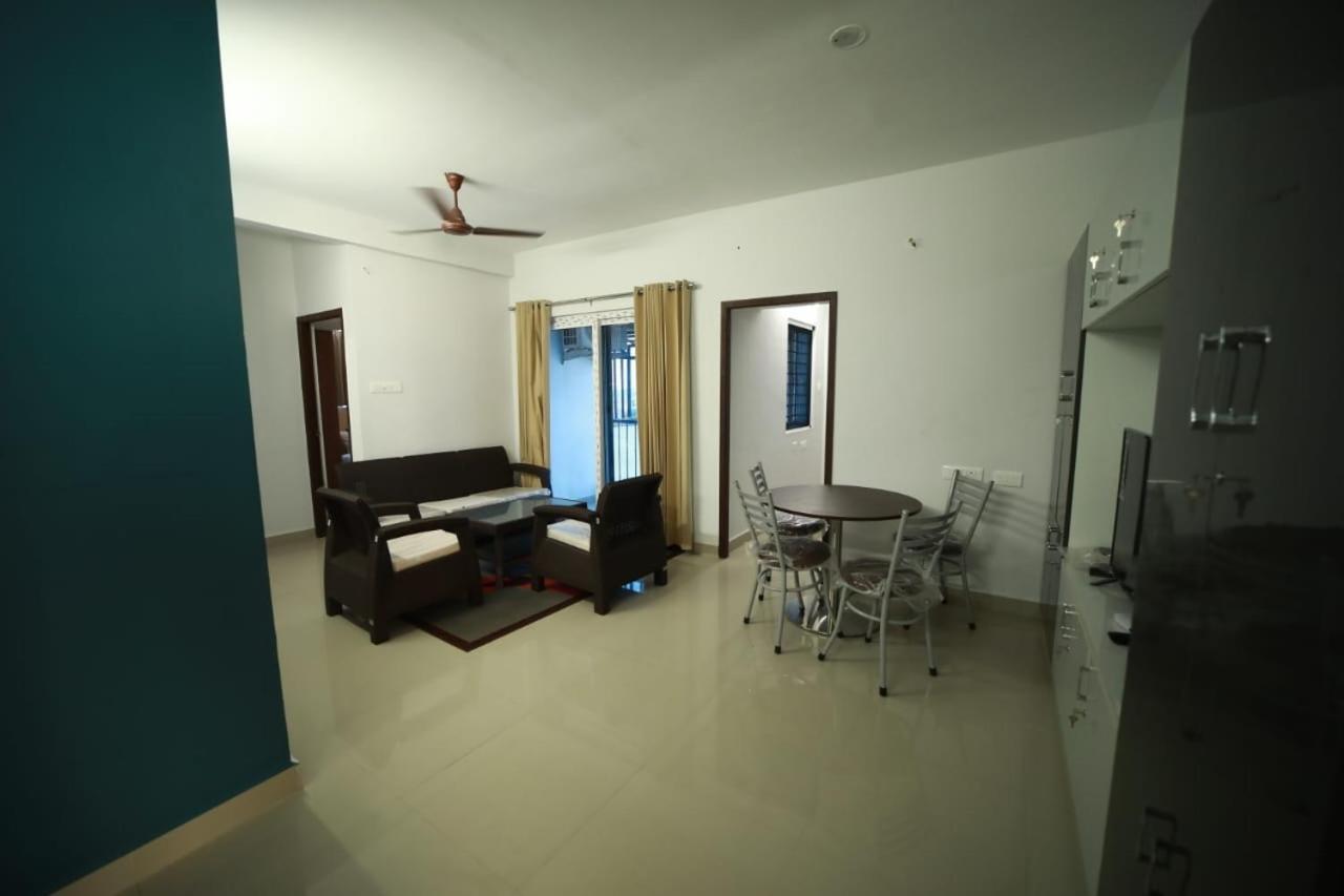 Mitra Inn Serviced Apartment Csennai Kültér fotó