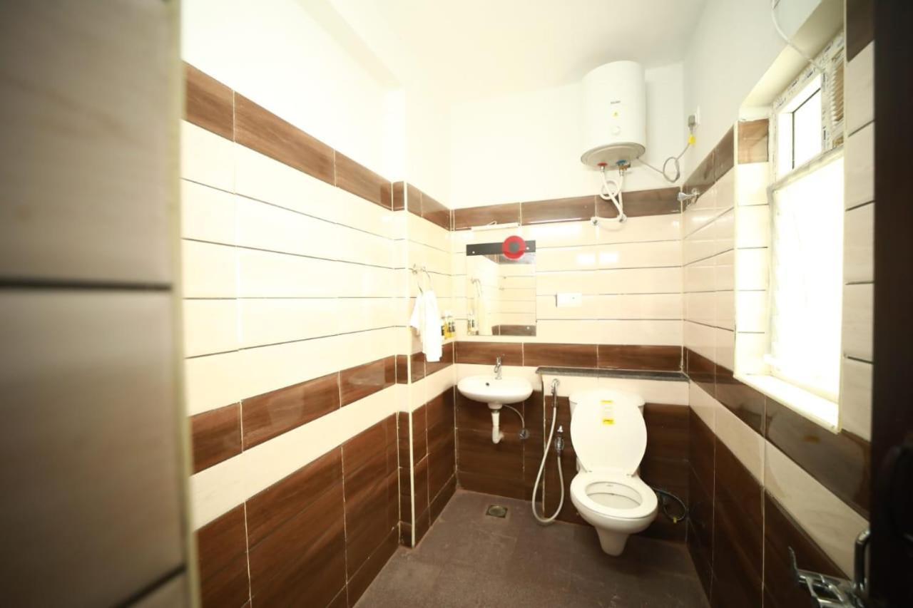 Mitra Inn Serviced Apartment Csennai Kültér fotó